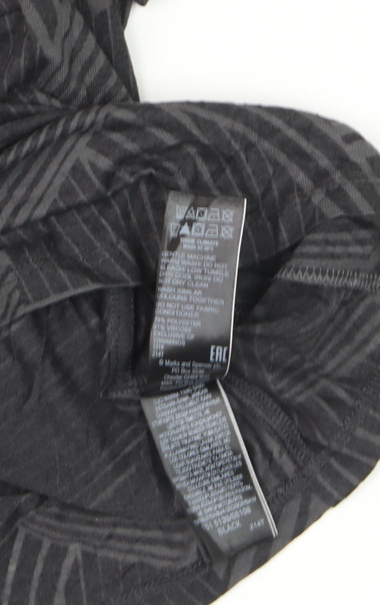Marks and Spencer Goodmove Women’s Black Geometric Active T-Shirt Size 18