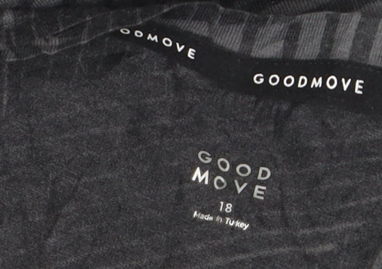 Marks and Spencer Goodmove Women’s Black Geometric Active T-Shirt Size 18