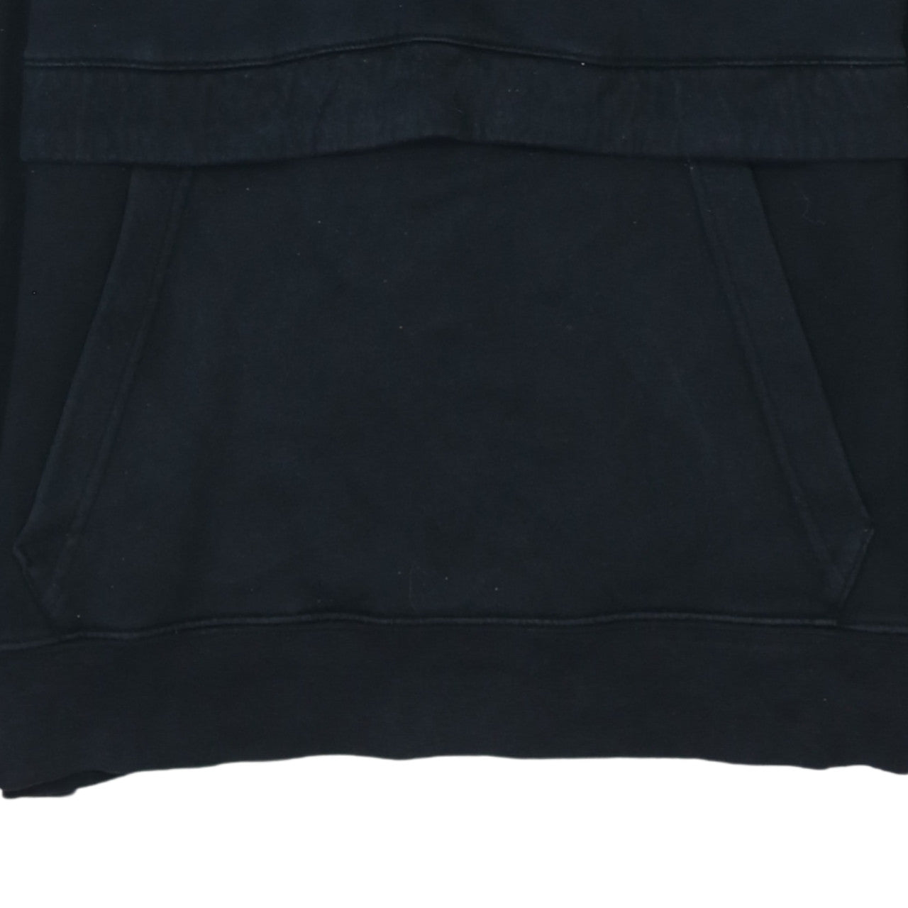 Nike Boys Black XL Pullover Hoodie with Half Zip and Logo Design