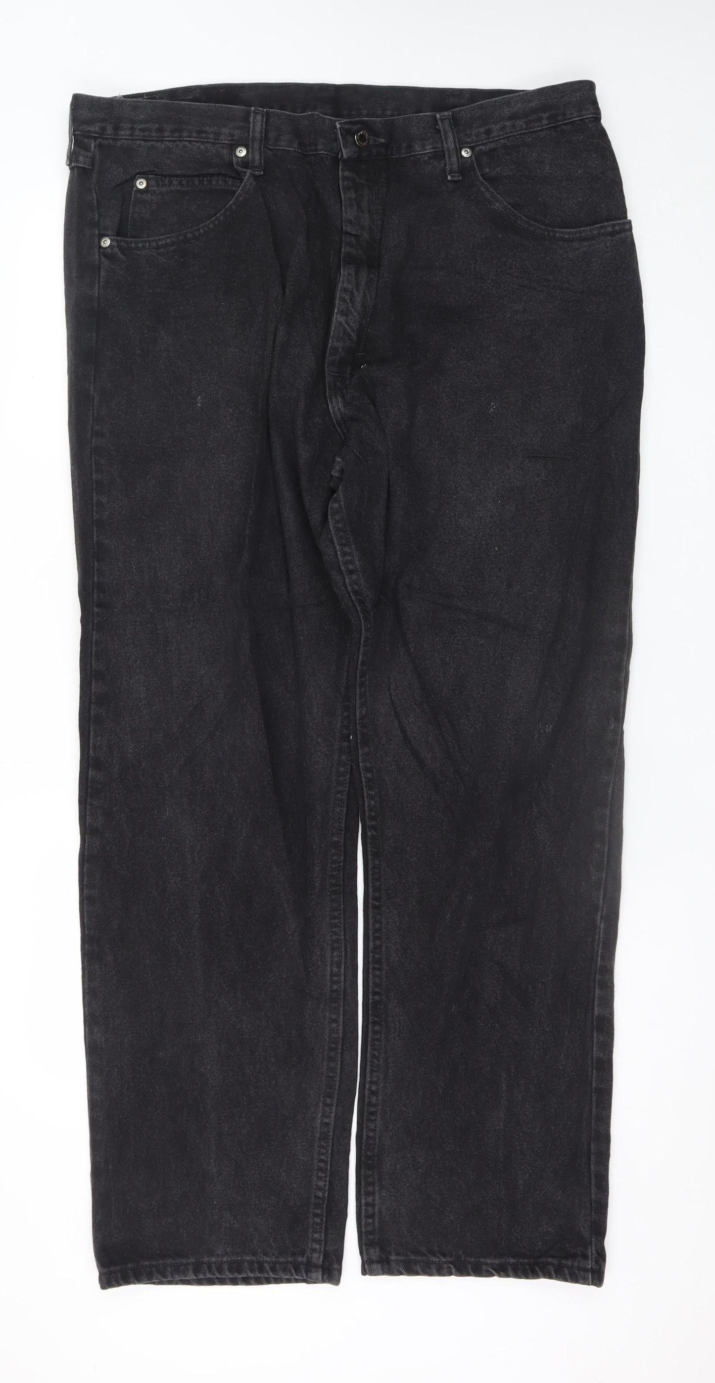 Wrangler Men's Black 40x30 Relaxed Fit Straight Leg Jeans