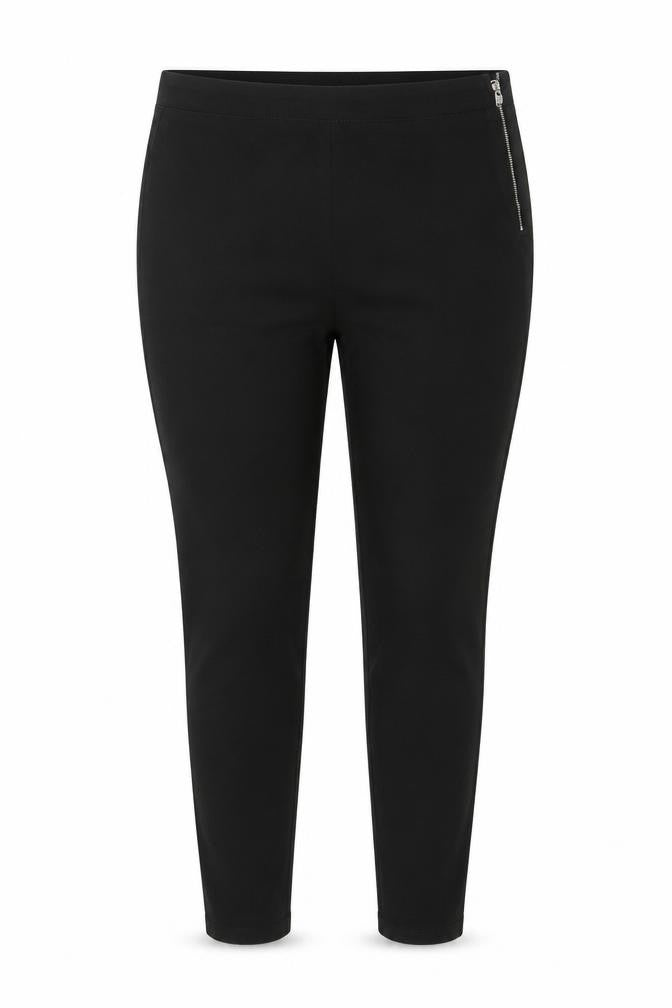 Savior Women's Black Size 14 Slim Fit Jegging Jeans