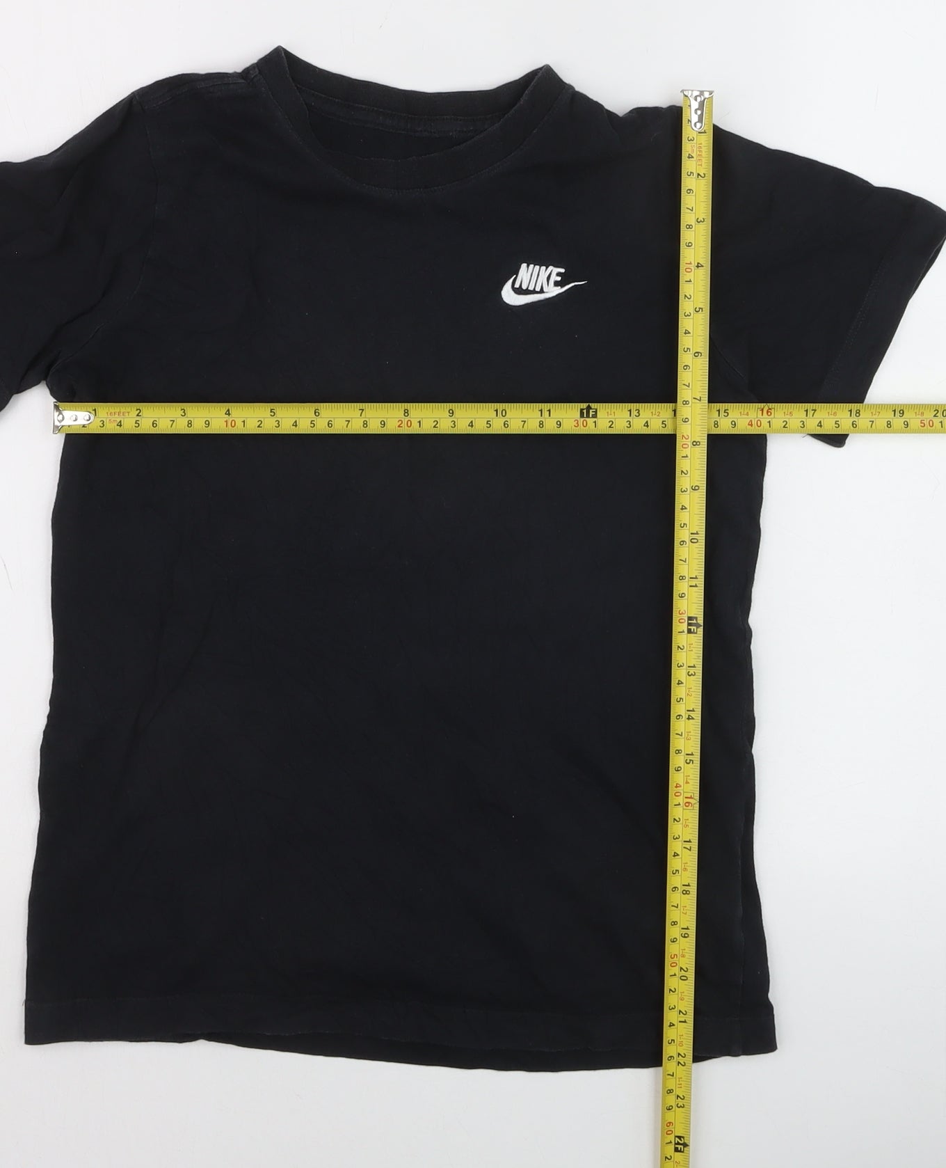 Nike Boys Black L The Nike Tee Short Sleeve Crew Neck T-Shirt