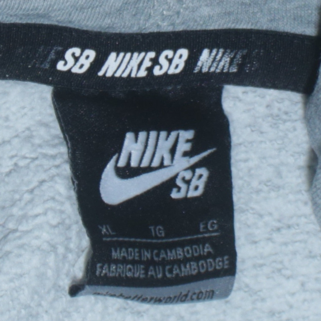 Nike SB Grey Pullover Hoodie Men's XL Regular Fit Fleece