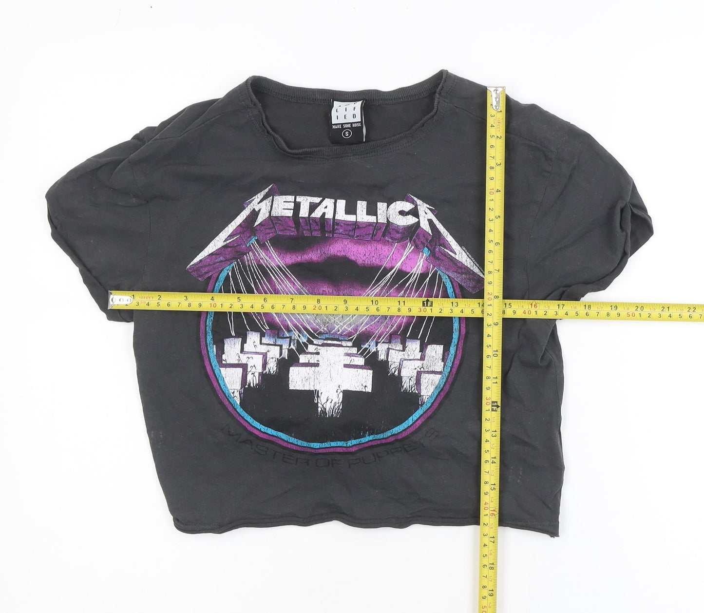Amplified Women’s Black Cropped Metallica T-Shirt Size S Rock Graphic