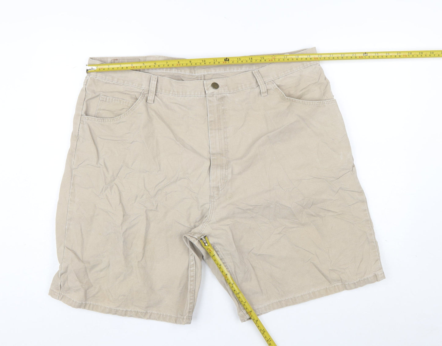 Wrangler Men Beige Regular Fit Chino Shorts Size 42