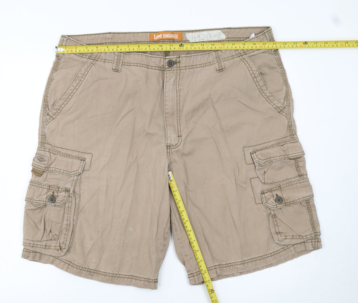 Lee Dungarees Men's Beige Cargo Shorts Size 42 Cotton Canvas
