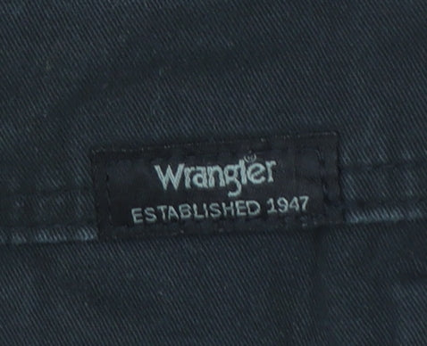 Wrangler Men's Black Cargo Shorts Size 32 Regular Cotton Stretch