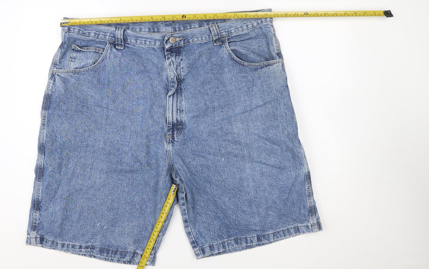 Wrangler Men Blue 42 Cargo Denim Shorts Cotton Regular Fit