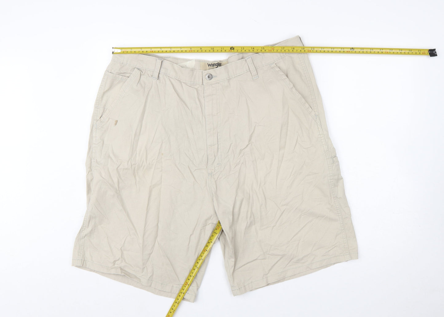 Wrangler Mens Beige Cargo Shorts Size 42 Regular Fit Cotton Blend