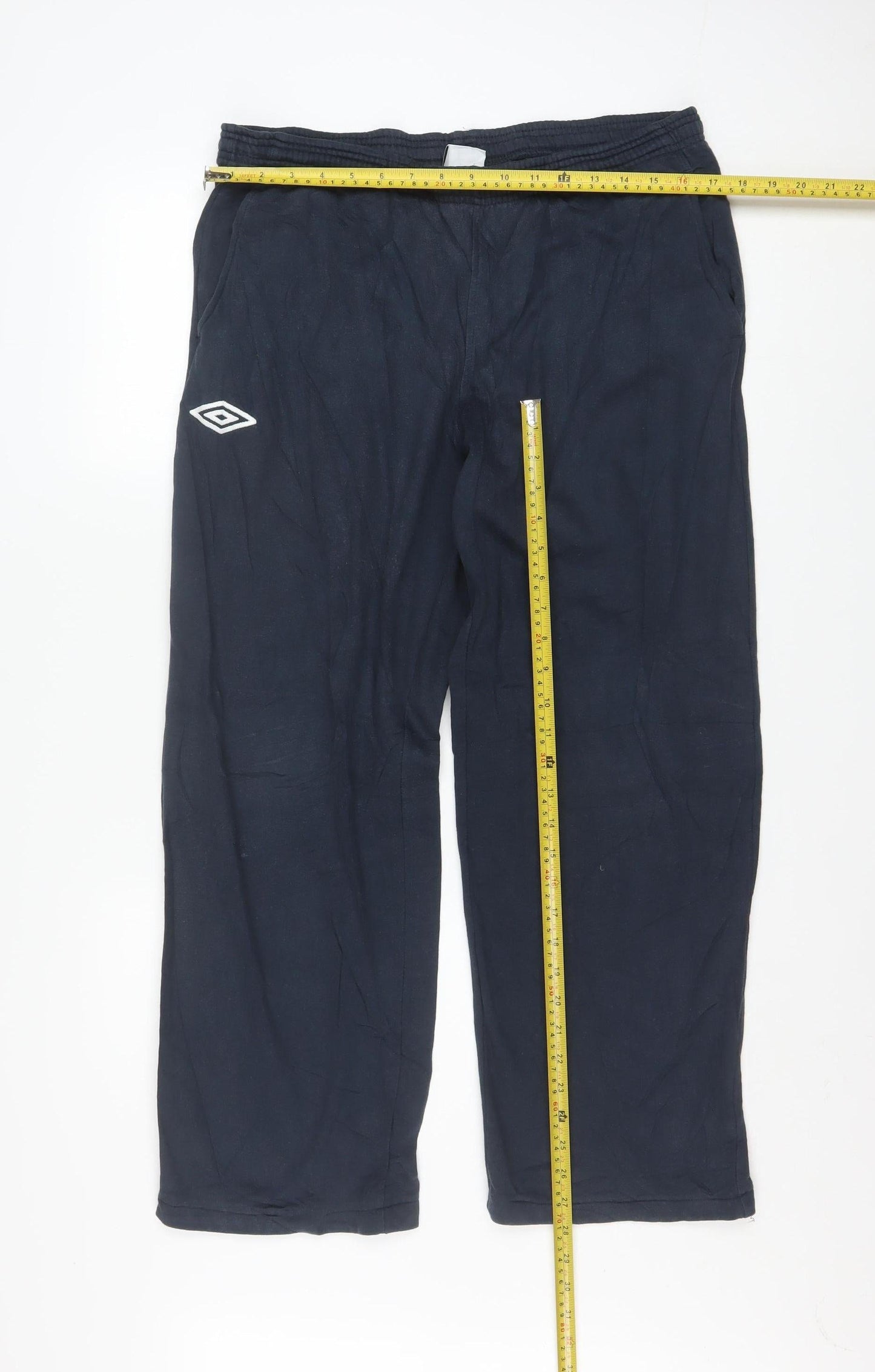 Umbro Men's Black Medium Track Pants Regular Fit Lightweight