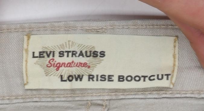 Levi Strauss Women's Beige Low Rise Bootcut Jeans Size 12