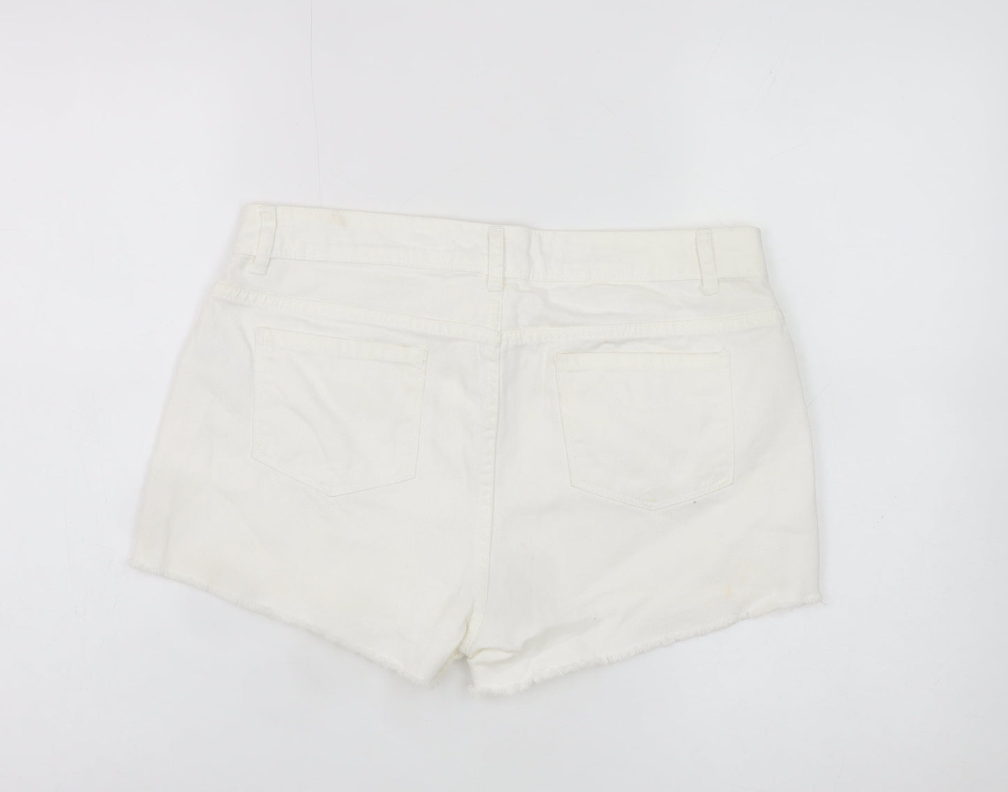 Denim Co. Women's White Size 10 Cut-Off Cotton Shorts