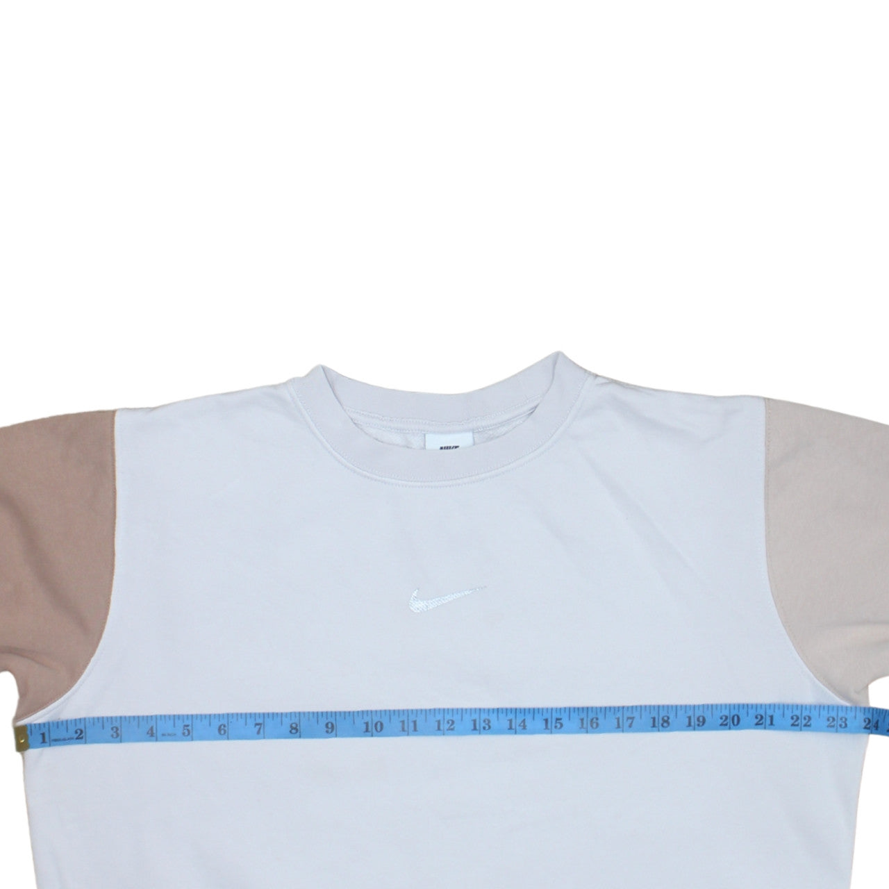 Nike Women’s Beige & White Colourblock Loose Fit Sweatshirt Size S