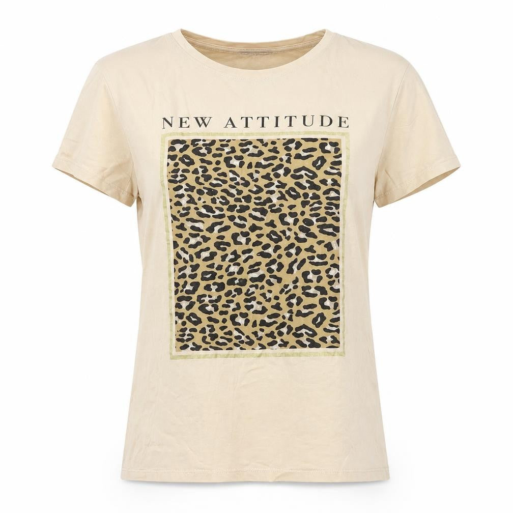 Stradivarius Women's Beige Leopard Print T-Shirt Size S