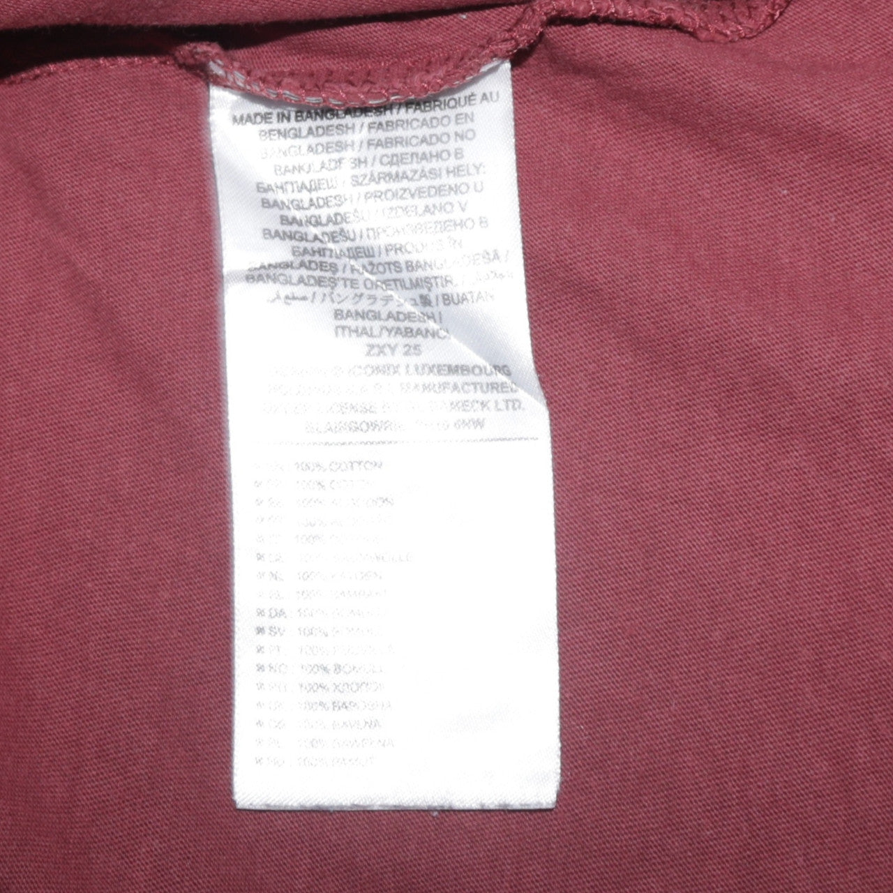 Umbro Men's Red XL Graphic Logo Sports Cotton T-Shirt