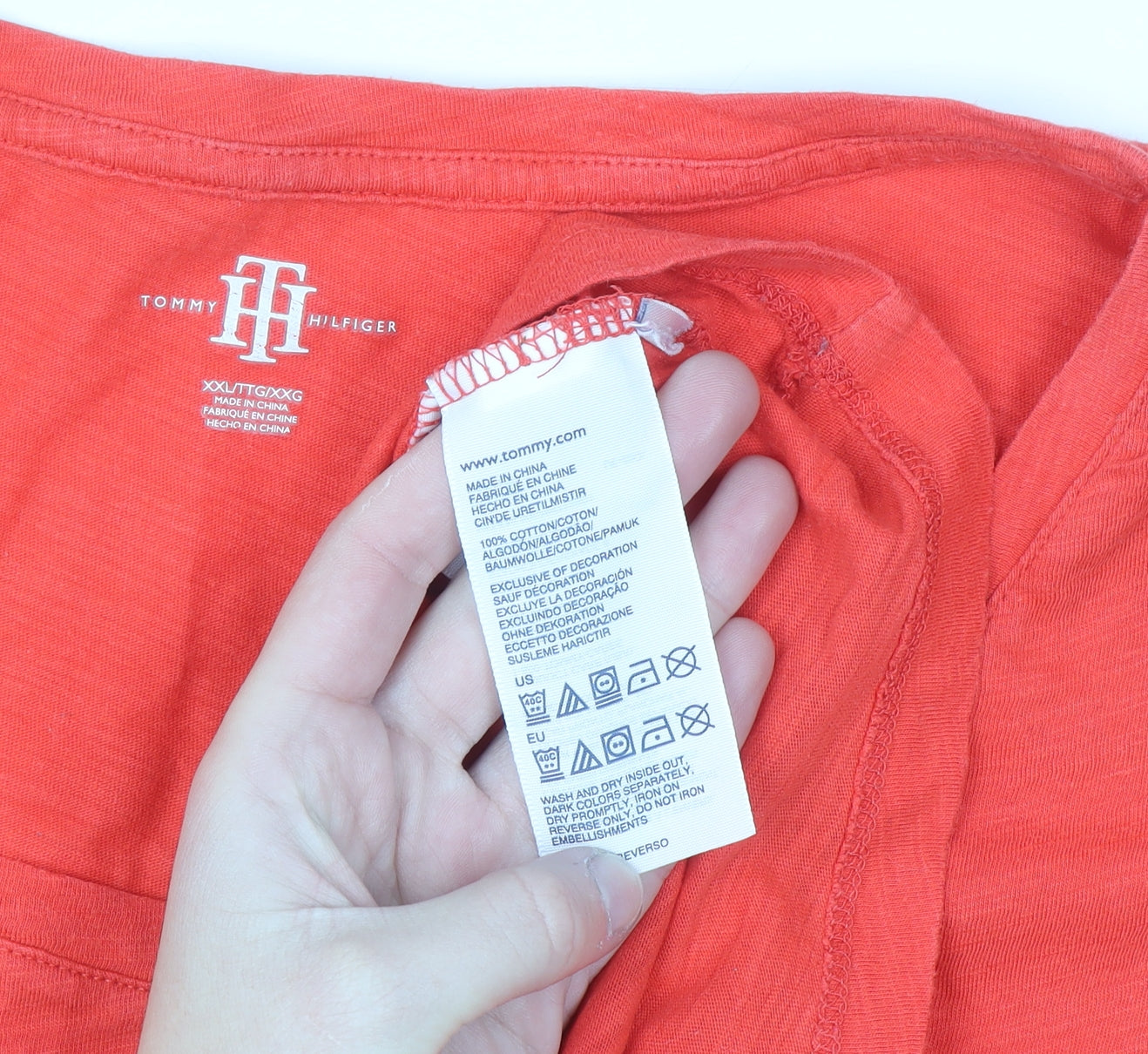 Tommy Hilfiger Women's Red 2XL Short Sleeve Cotton T-Shirt