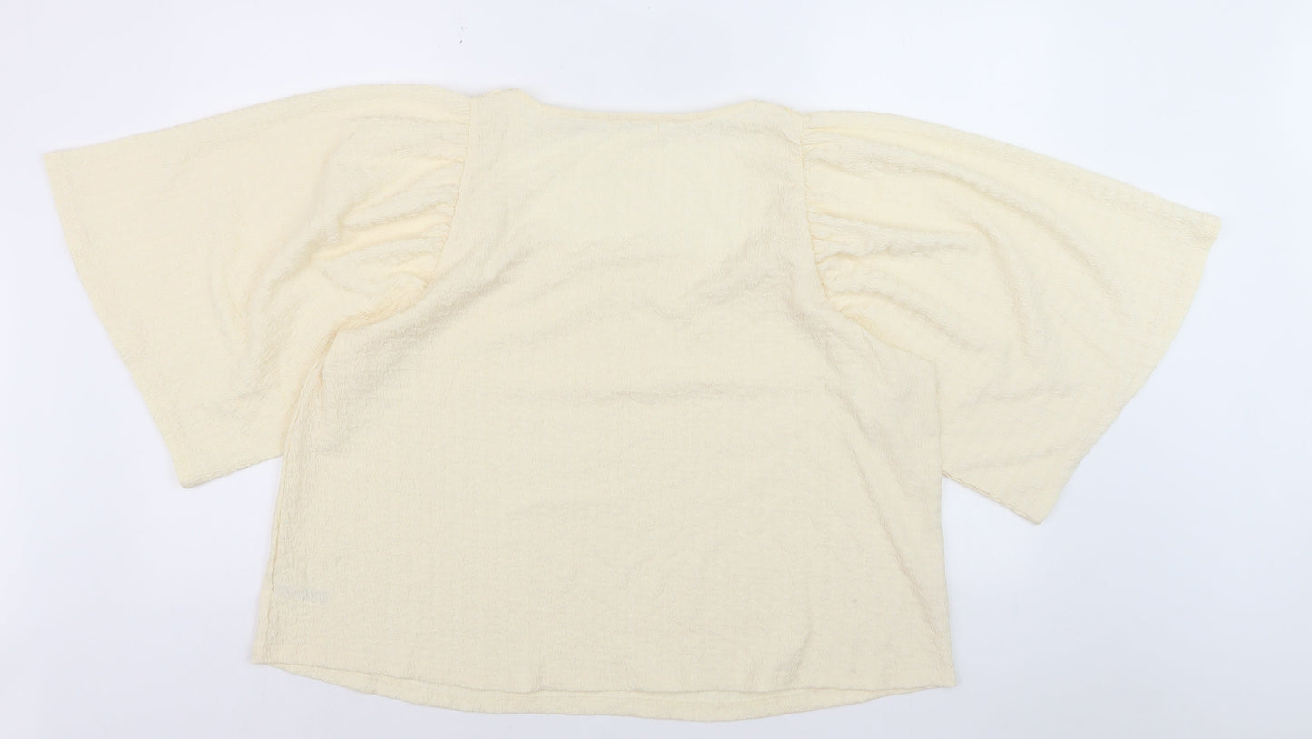 Gallery Women Ivory Bohemian Crochet Neck Blouse XL