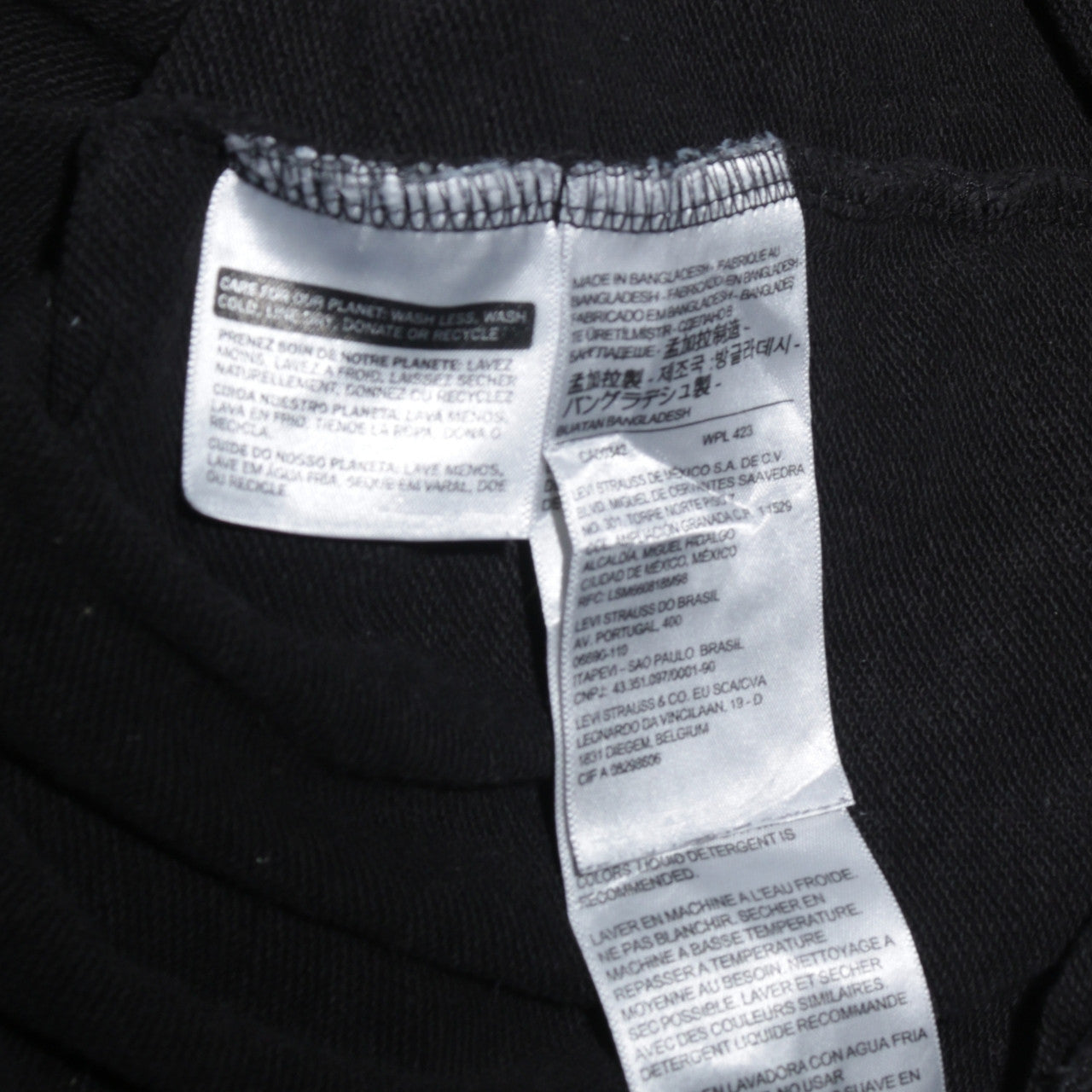 Levi's Men's Black XS Pullover Hoodie with Logo Trim