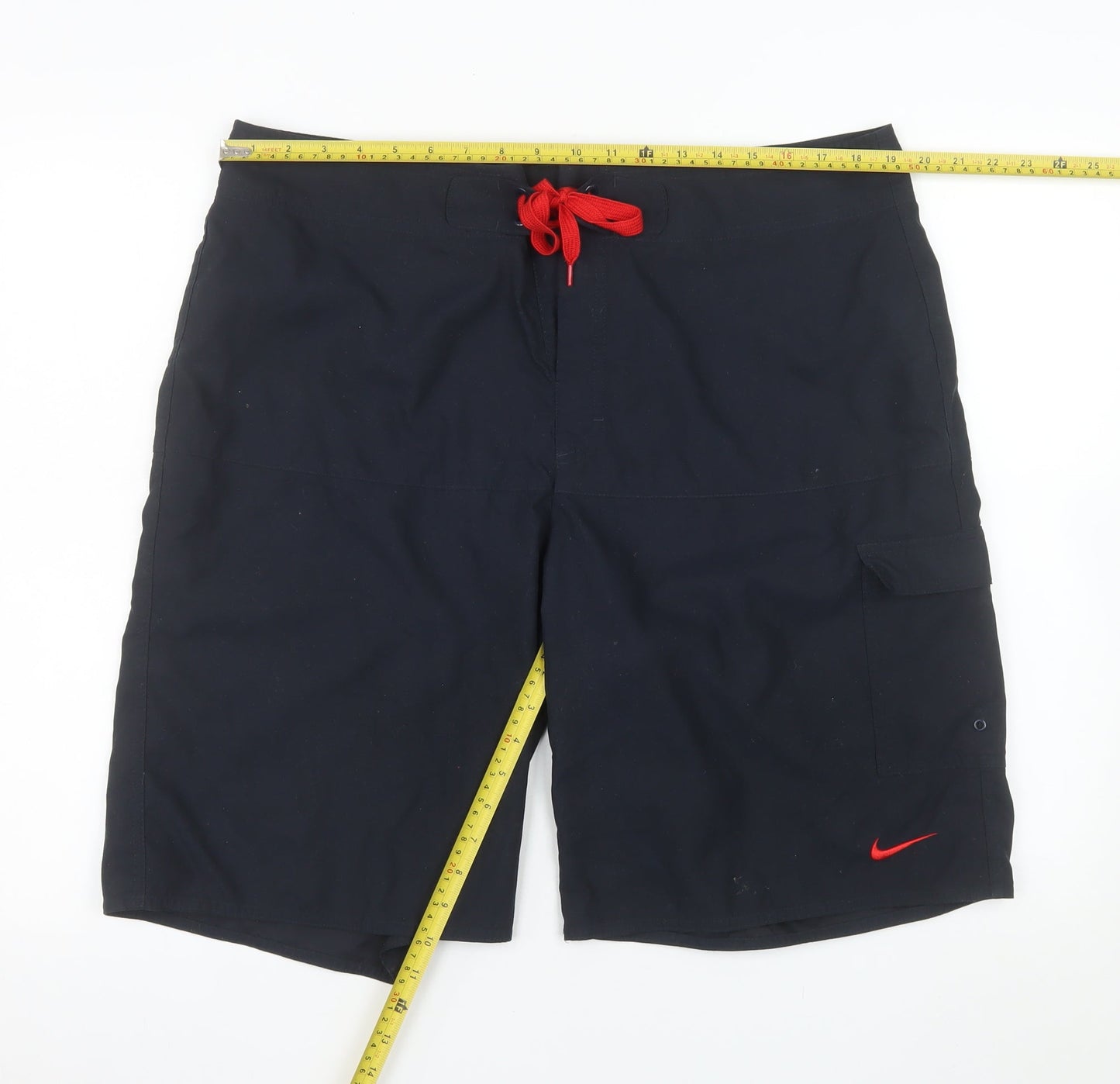 Nike Men's Black XL Cargo Shorts Quick Dry Athletic Style
