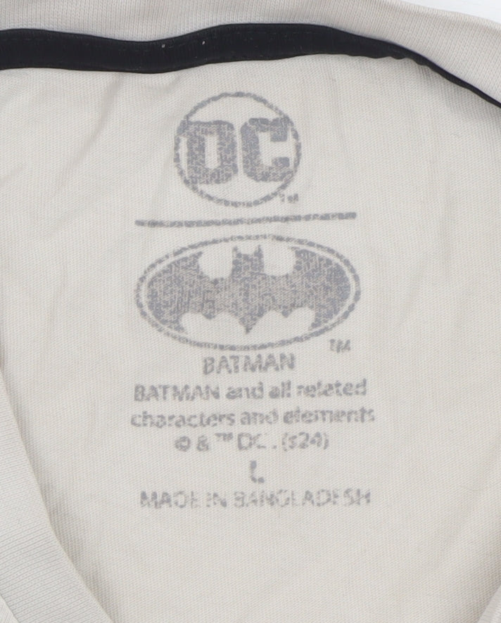 DC Batman Beige Graphic Print Men's L Crew Neck T-Shirt