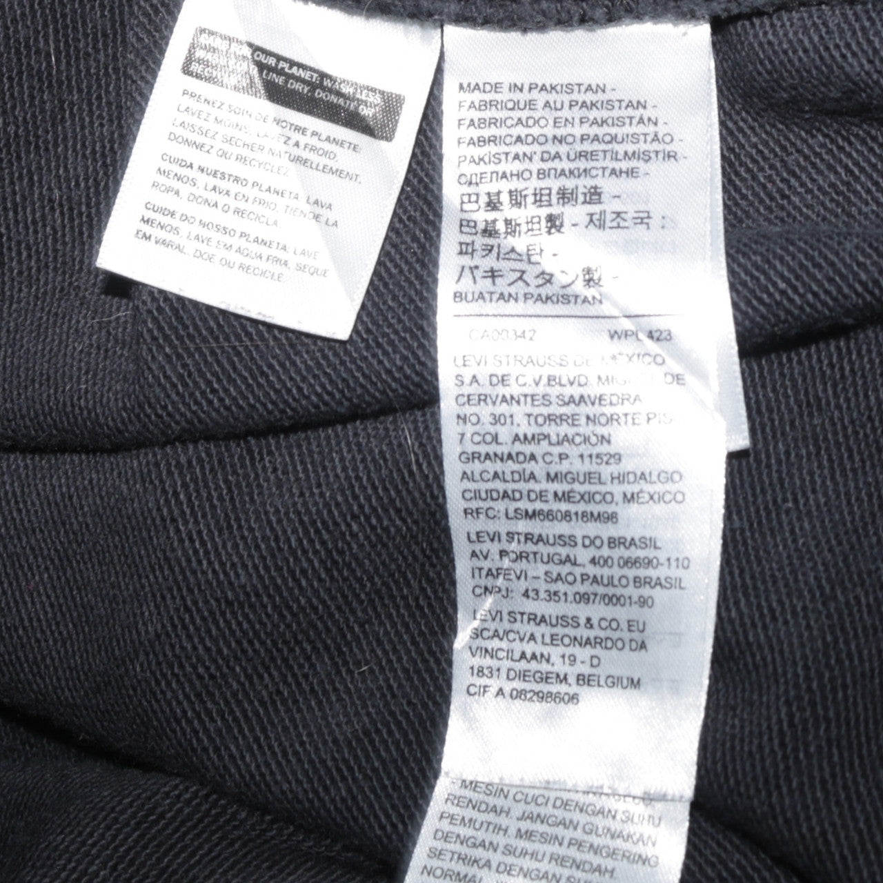 Levi's Men's Black Logo Crew Neck Sweatshirt M