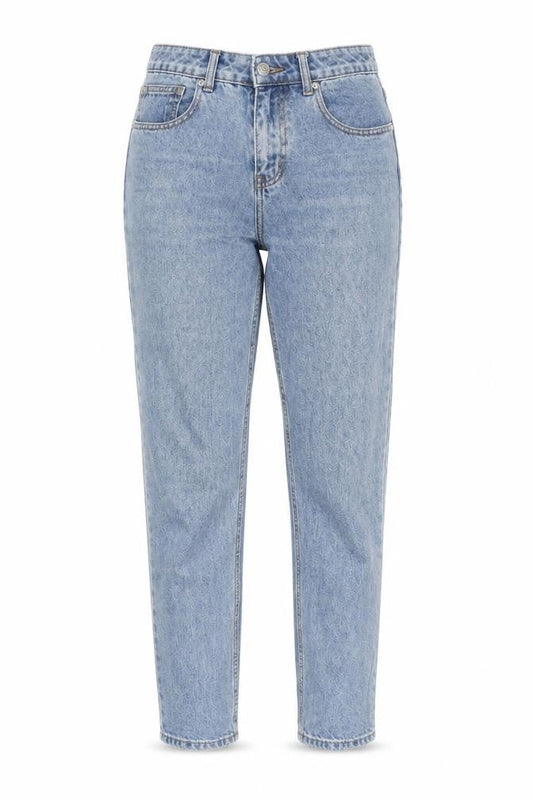 Front view of Denim Co Women Blue Mom Jeans, size 10, High Rise Classic Fit