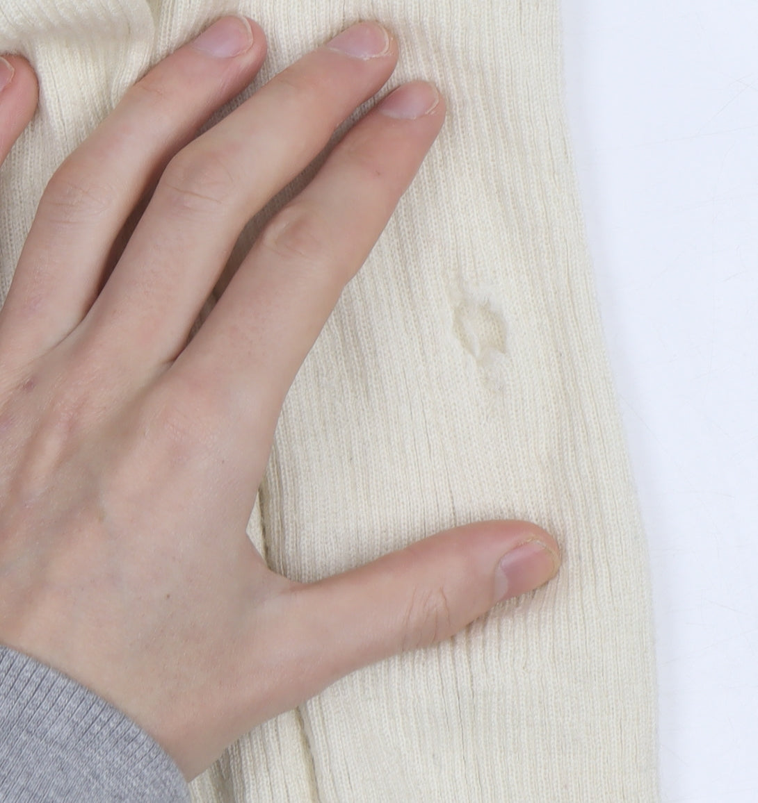 Uniqlo Womens Ivory Wool Roll Neck Jumper Size S Slim Fit
