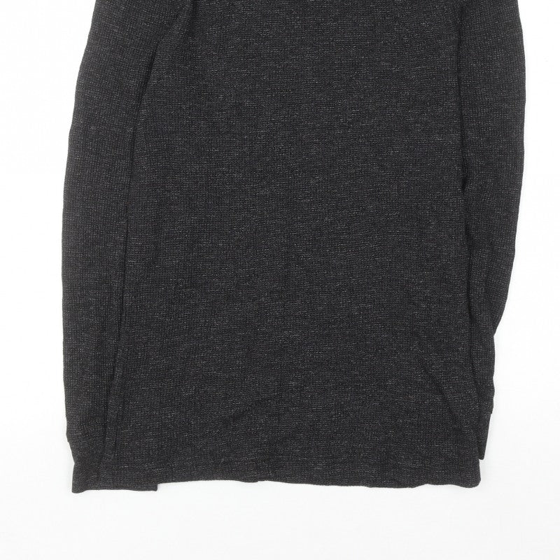 Additional view of H&M Men’s Black Slim Fit Crew Neck Long Sleeve Jumper, size S