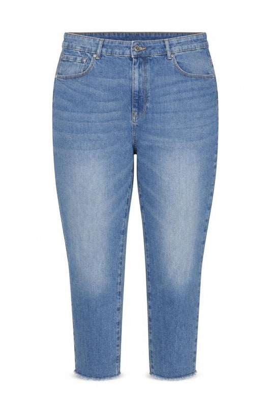 Front view of Only Carmakoma Women Blue Plus Size Skinny Ankle Jeans UK 26