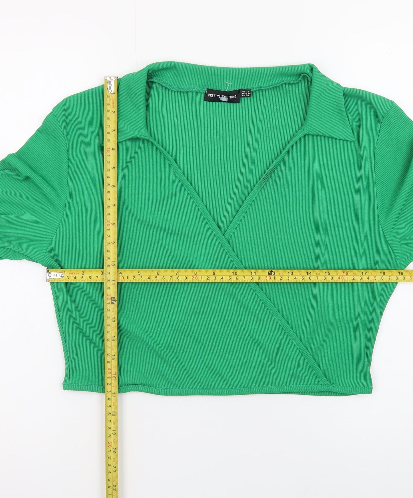 PrettyLittleThing Women’s Green Cropped Long Sleeve V-Neck Blouse Size 22