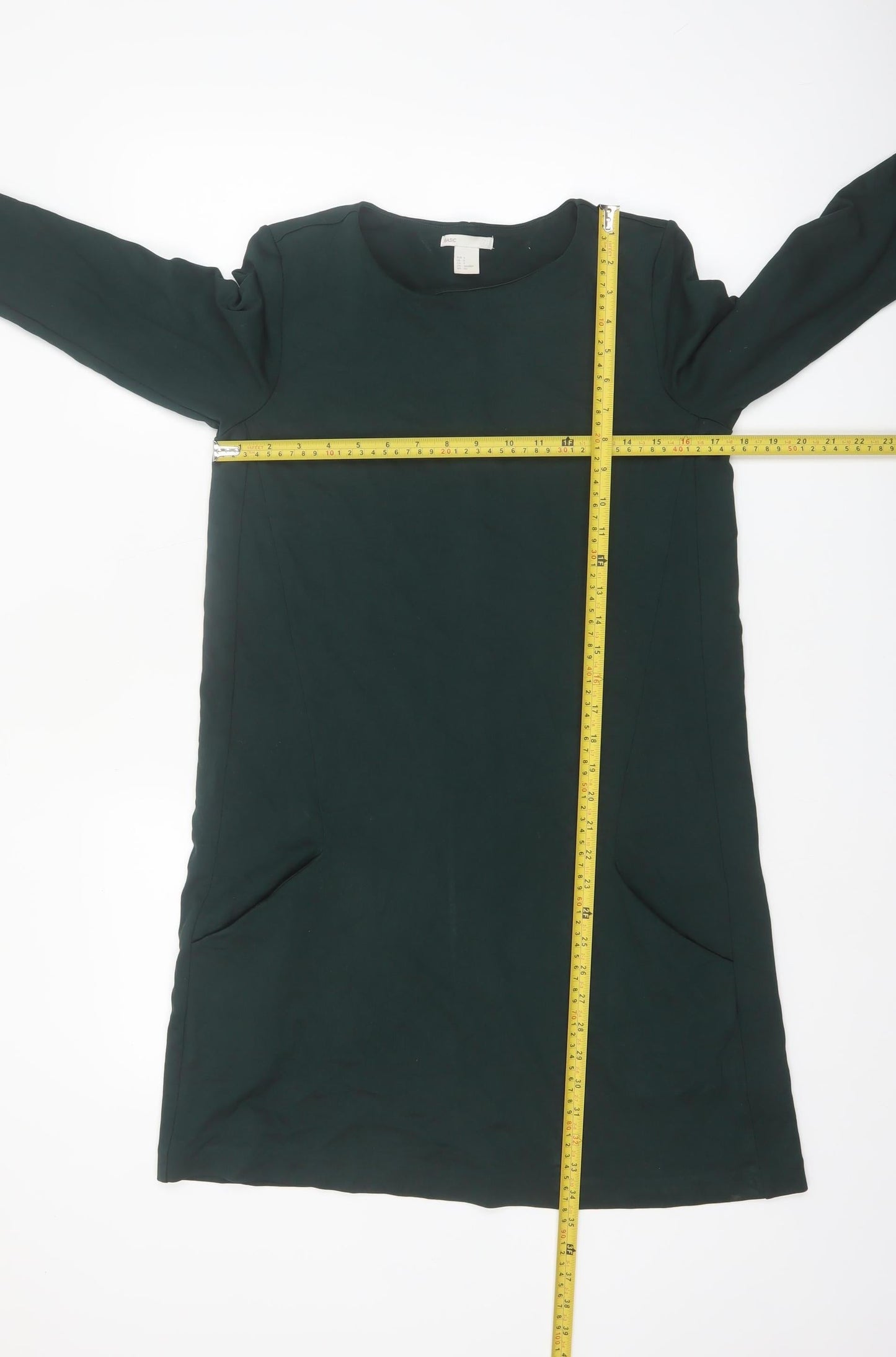 H&M Women Green Size 8 Shift Knee Length Long Sleeve Dress