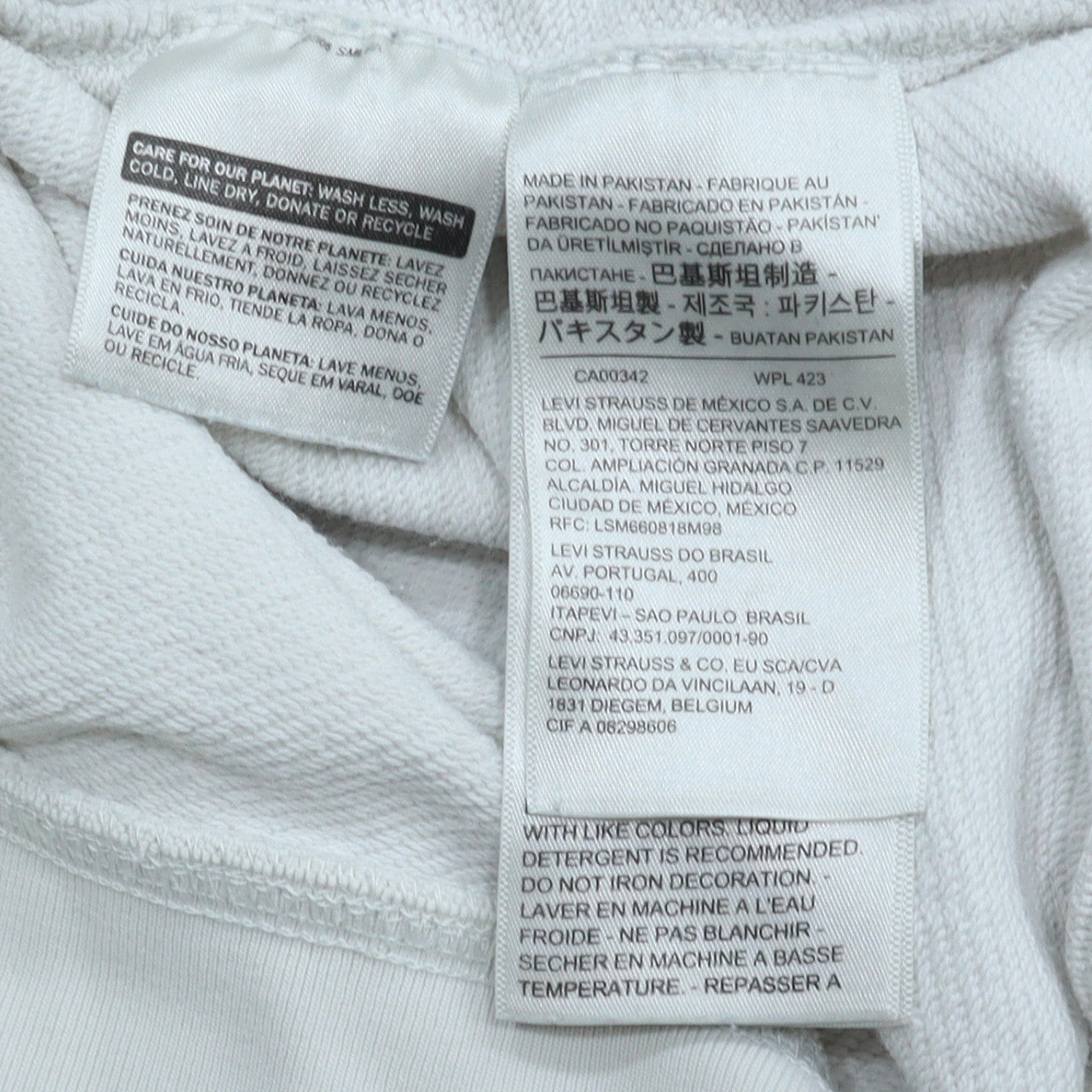 Levi's x Peanuts Women's White Snoopy Tennis Sweatshirt Size S