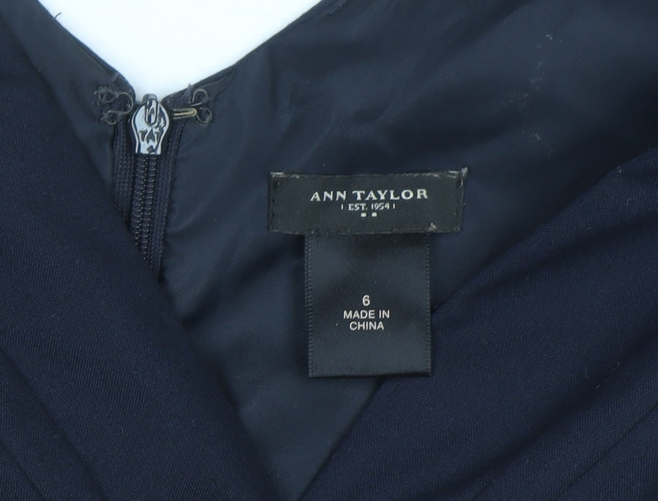 Ann Taylor Women's Black V-Neck Sleeveless Sheath Dress Size 10