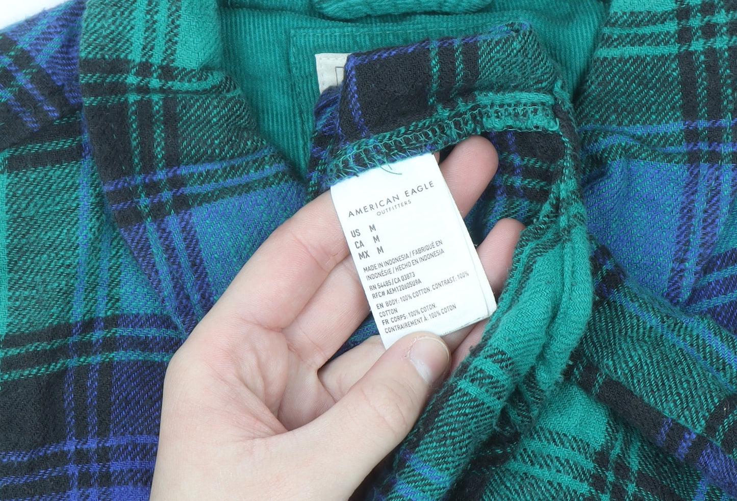American Eagle Men’s Blue Plaid Flannel Button-Up Shirt Size M