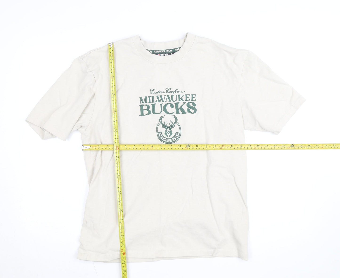 NBA Milwaukee Bucks Men's Beige XS Graphic Print T-Shirt