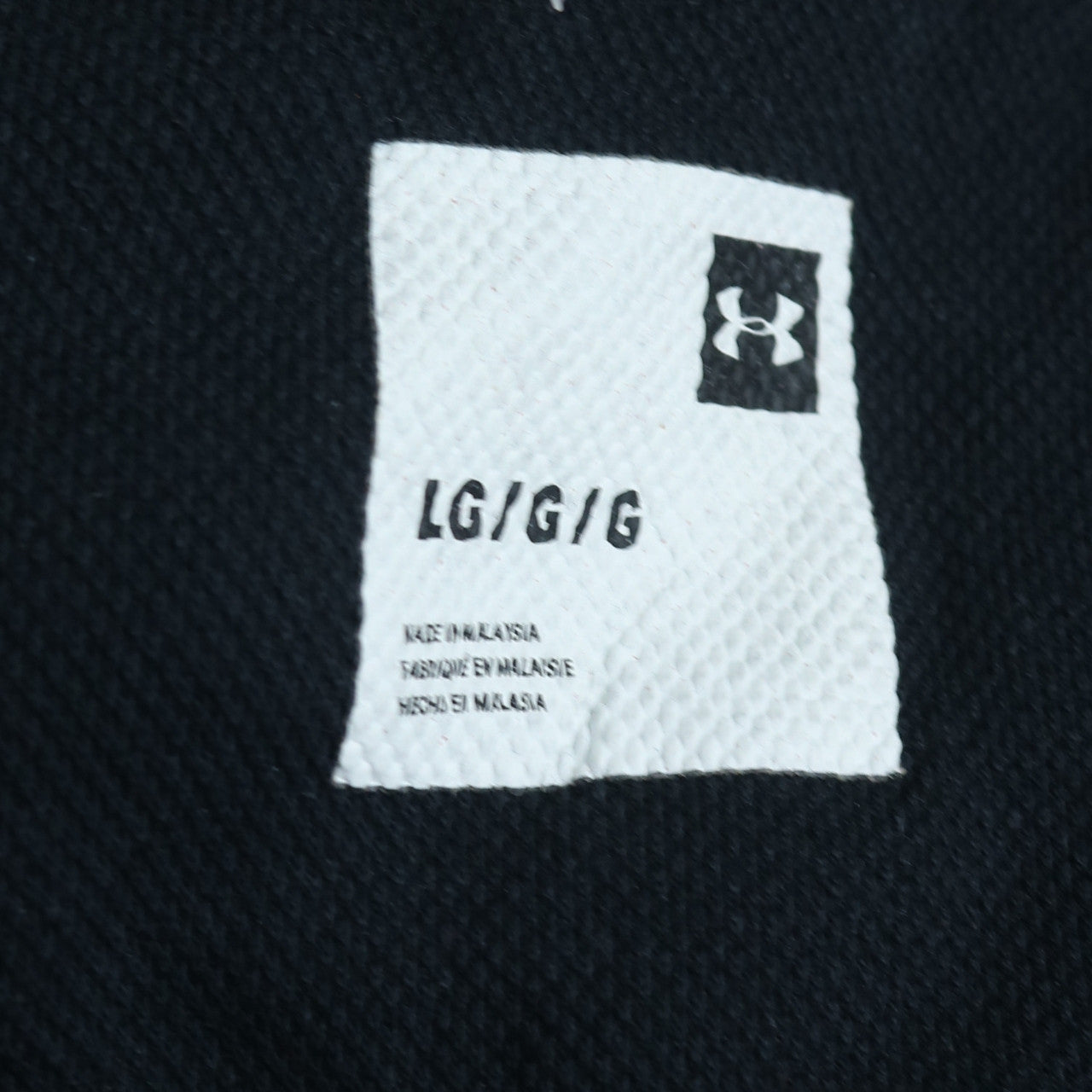 Under Armour Men's Black White Pullover Hoodie Size L Regular Fit