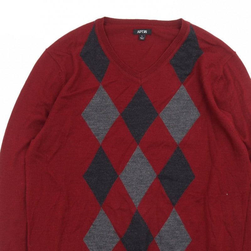 Additional view of APT.9 Men's Red Argyle V-Neck Knit jumper, size L