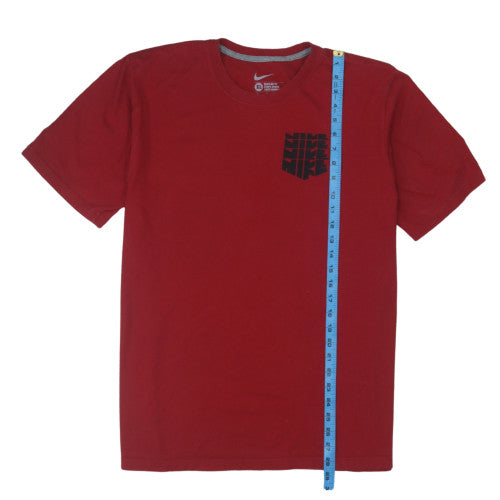 Nike Men's Red XL Regular Fit Sports Logo Crew Neck T-Shirt