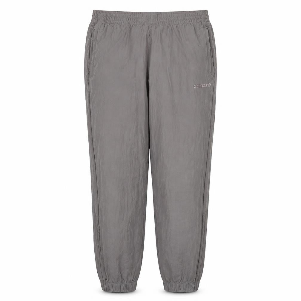 Front view of Adidas men’s grey xl jogger trousers casual sportswear