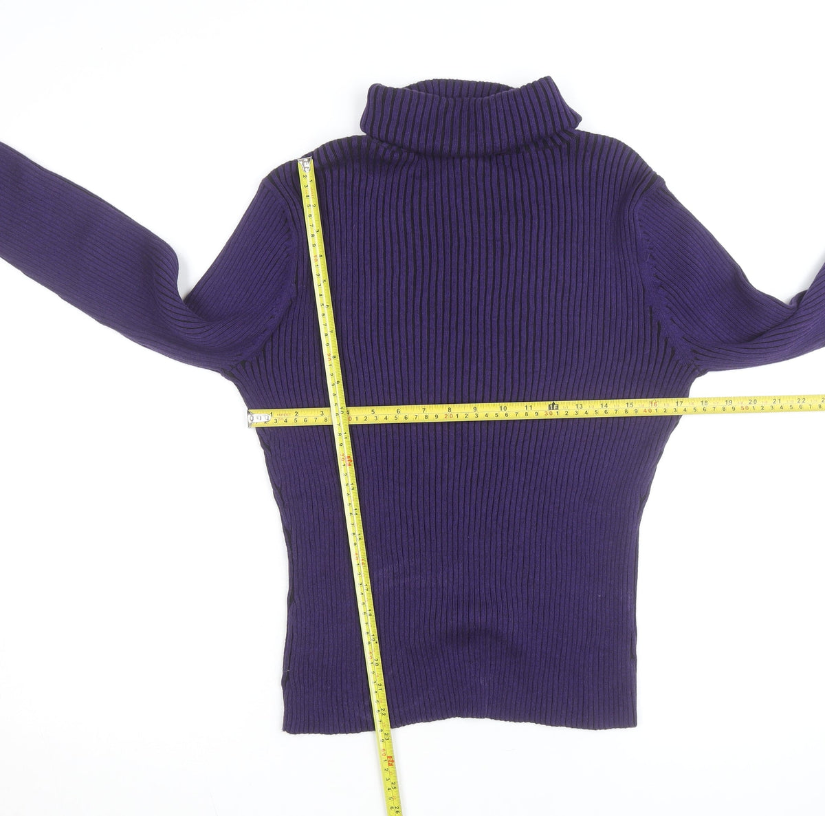 Close-up detail of PRANNER Men's Purple Roll Neck Ribbed Knit Jumper, size L