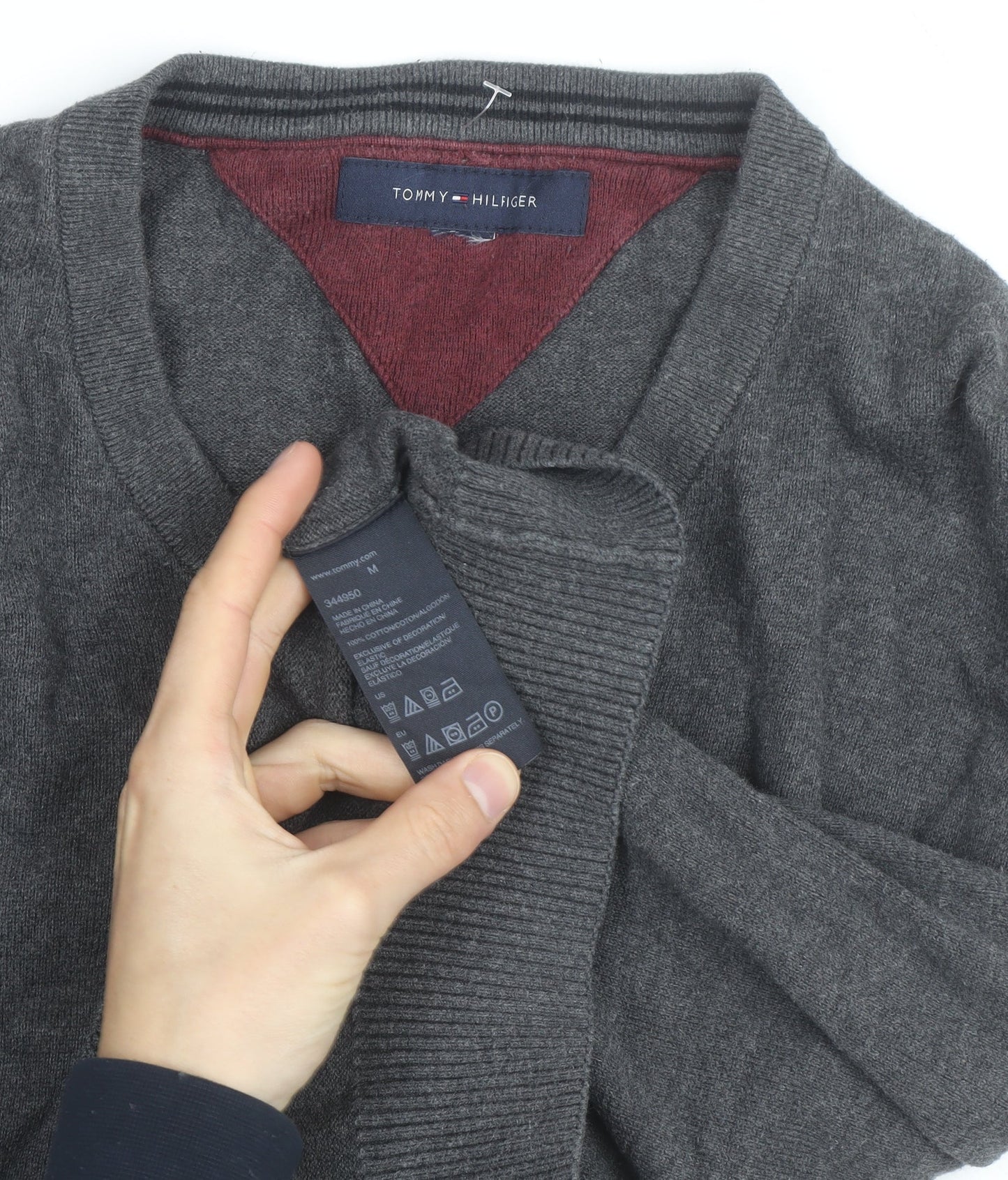 Tommy Hilfiger Men's Grey V-Neck Cotton Jumper Size M