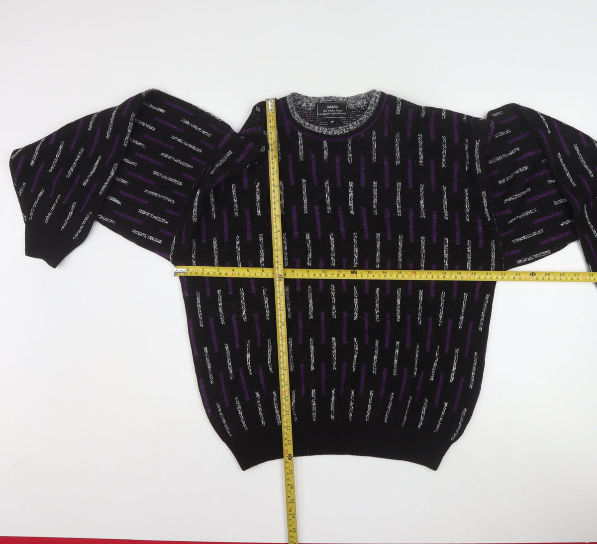 Close-up detail of Sears Men’s Black Purple Geometric Knit jumper M