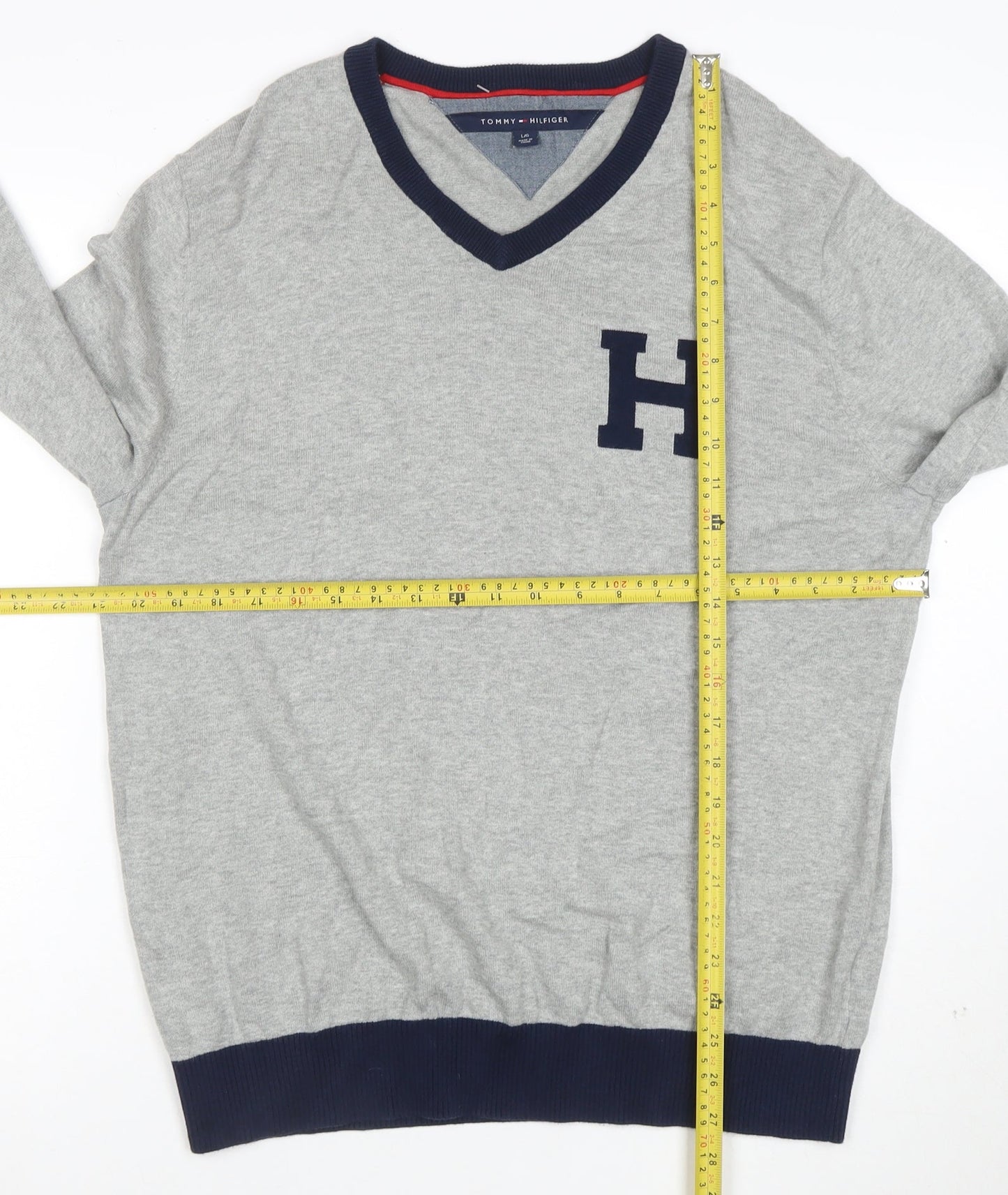 Tommy Hilfiger Men’s Grey V-Neck Cotton Jumper Size L