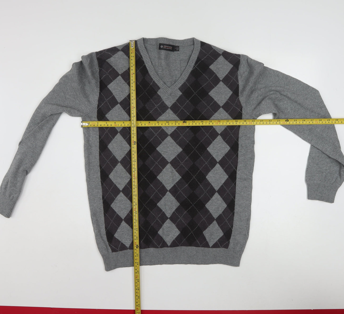 Ambassador Collection Men's Grey Argyle V-Neck Cotton Jumper Size L