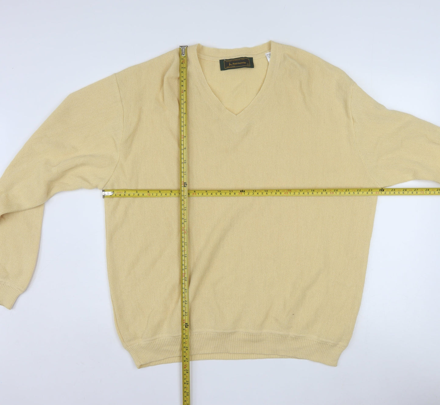 Peru Unlimited Men's Beige Alpaca Wool V-Neck Jumper Size L