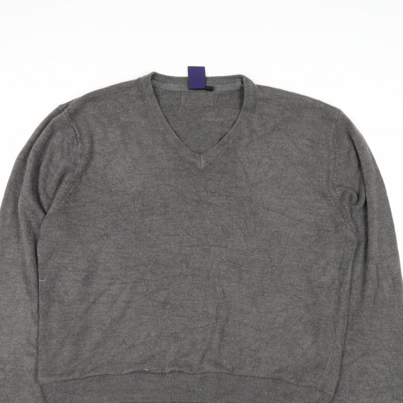 Additional view of Beyond Retro Men's Grey V-Neck Knit Jumper, size M, Classic Fit