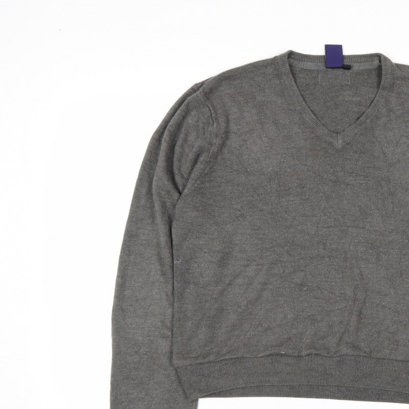 Additional view of Beyond Retro Men's Grey V-Neck Knit Jumper, size M, Classic Fit