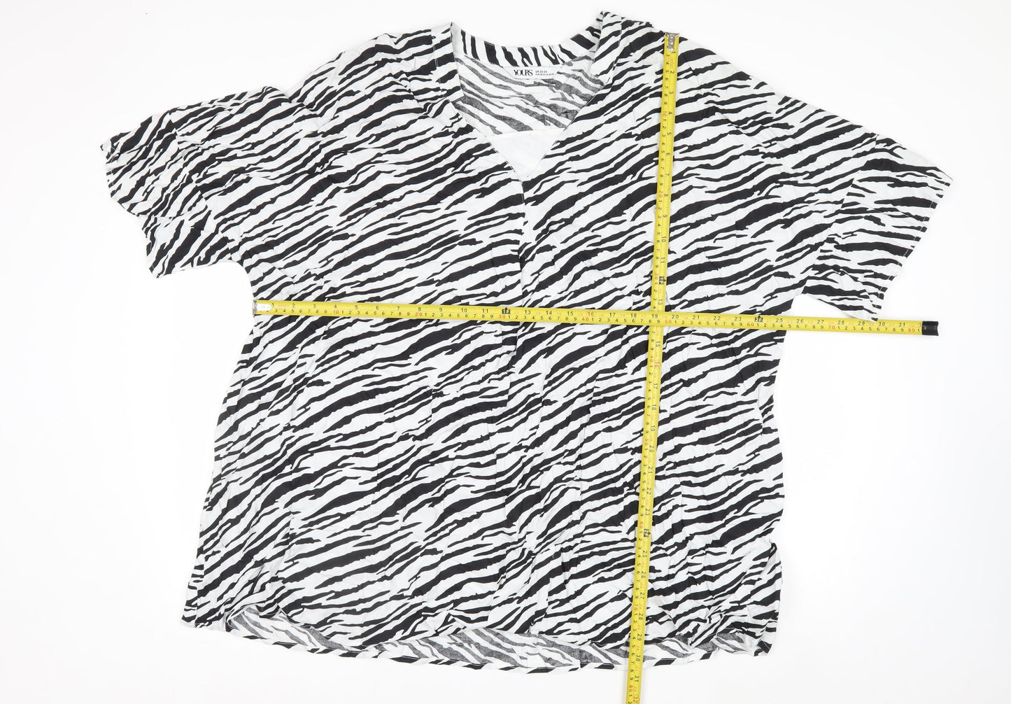 Yours Womens Black White Zebra Print Viscose T-Shirt Size 22