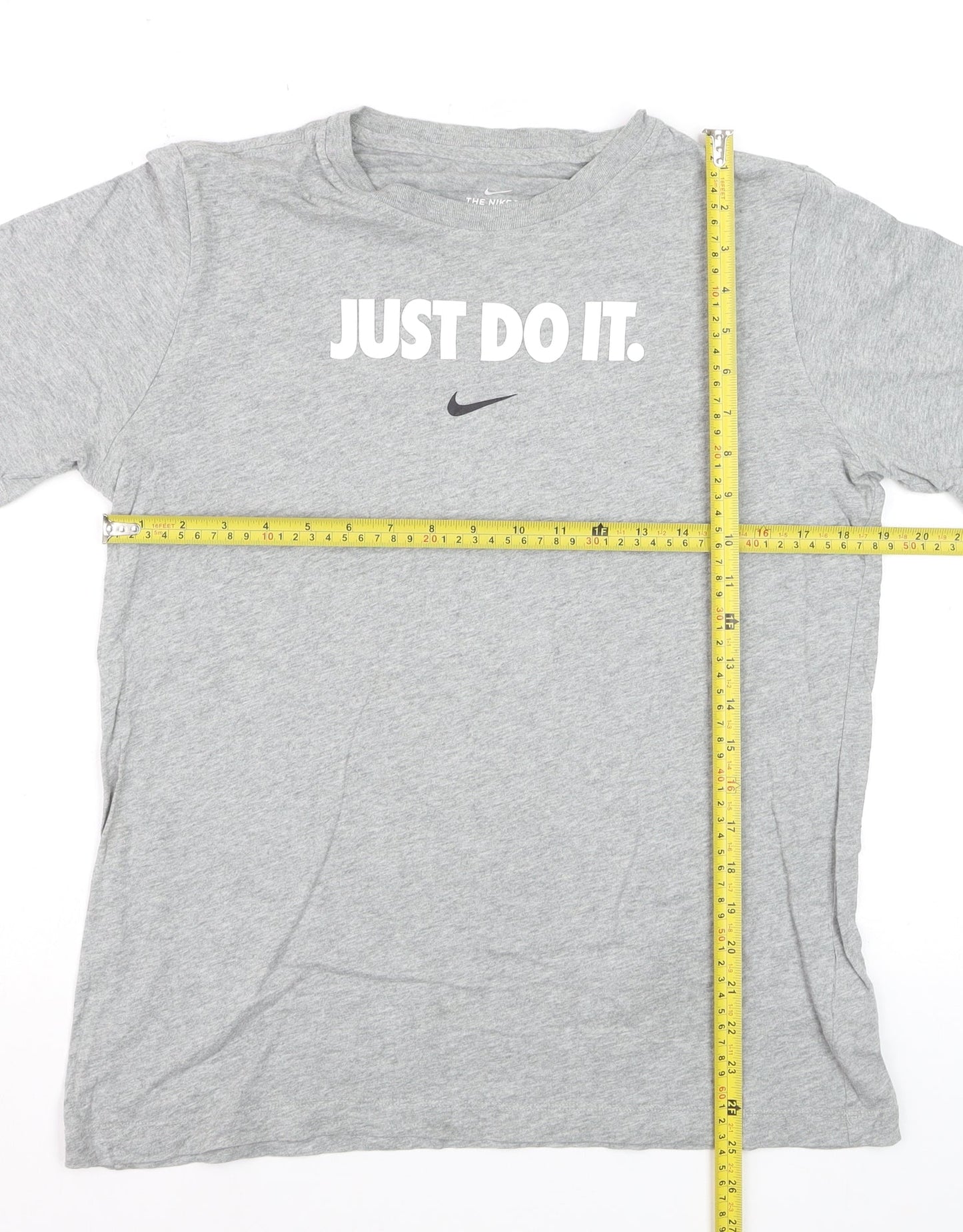 Nike Boys Grey XL Just Do It T-Shirt Short Sleeve Sports Tee