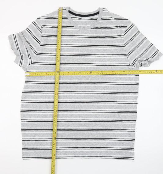 Marks and Spencer Mens Grey Striped Short Sleeve Crew Neck T-Shirt M